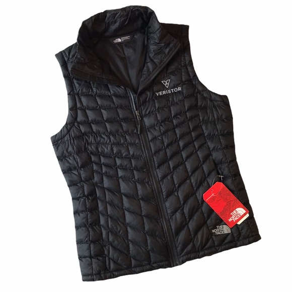 The North Face Jackets & Blazers - NEW The North Face Black Trek Puffer Vest